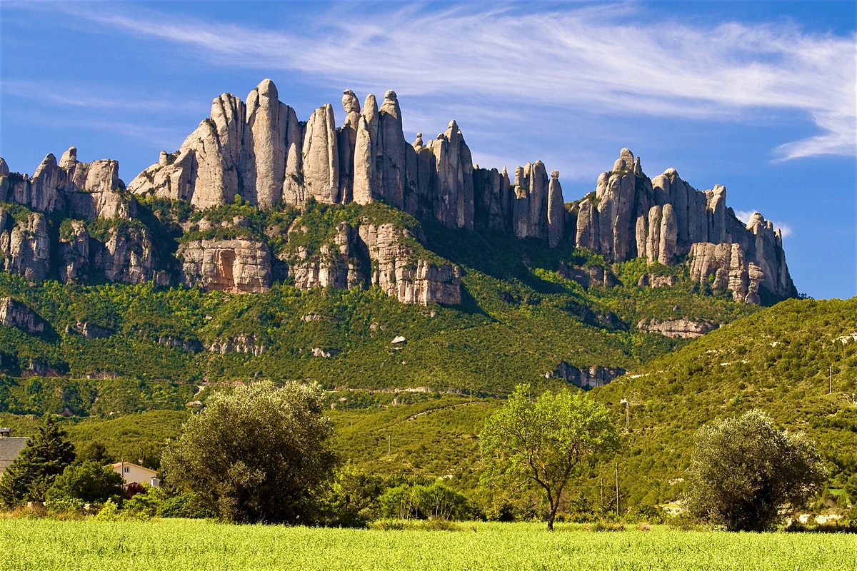 c83ae1e624166db3b93148806bef3505-montserrat-mountain